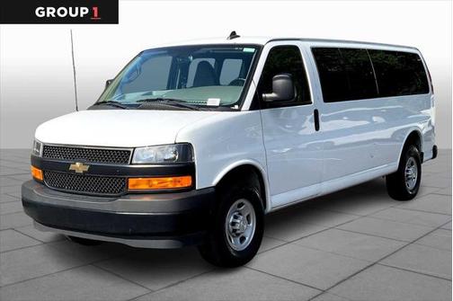 2022 Chevrolet Express 3500 LS