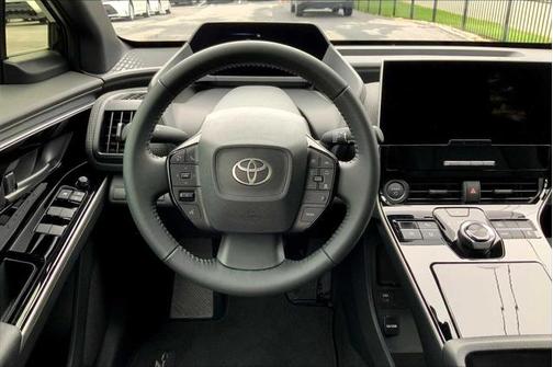2024 Toyota bZ4X XLE