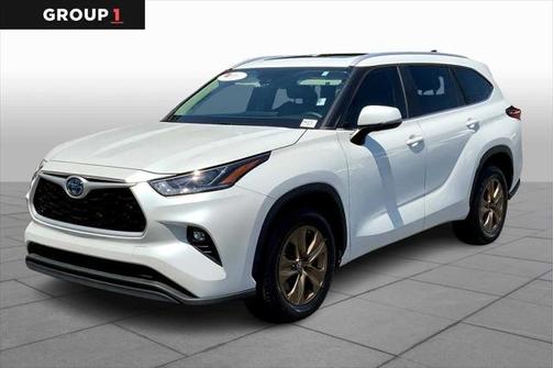 2023 Toyota Highlander Hybrid XLE