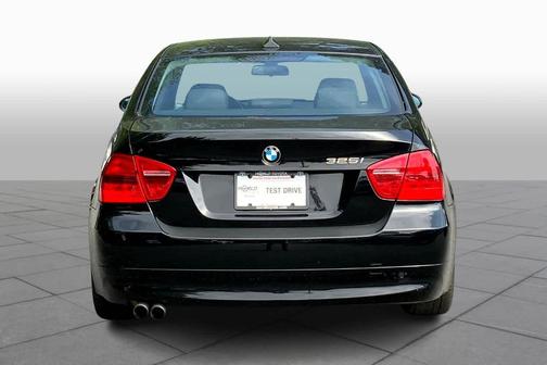 2006 BMW 325 i