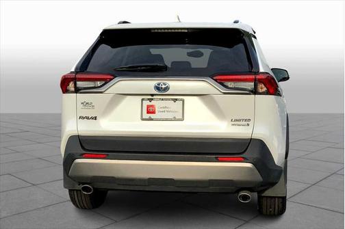 2024 Toyota RAV4 Hybrid SE