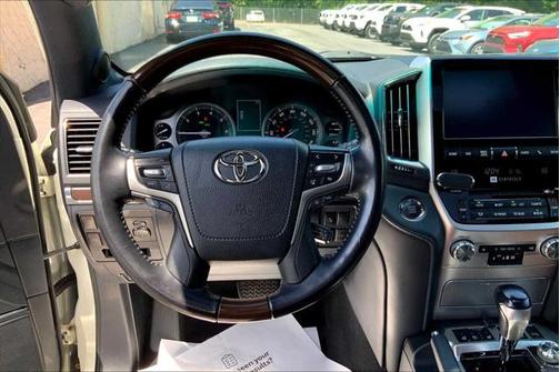 2021 Toyota Land Cruiser Base
