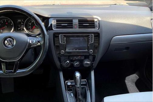 2016 Volkswagen Jetta 1.8T Sport
