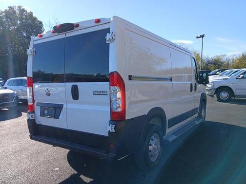 2023 RAM ProMaster 2500 Base