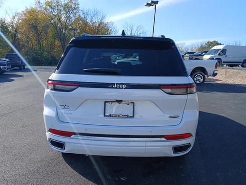 2025 Jeep Grand Cherokee Summit