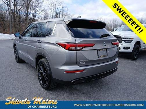 2023 Mitsubishi Outlander SE Black Edition S-AWC