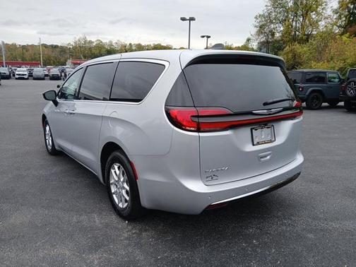 2026 Chrysler Pacifica L