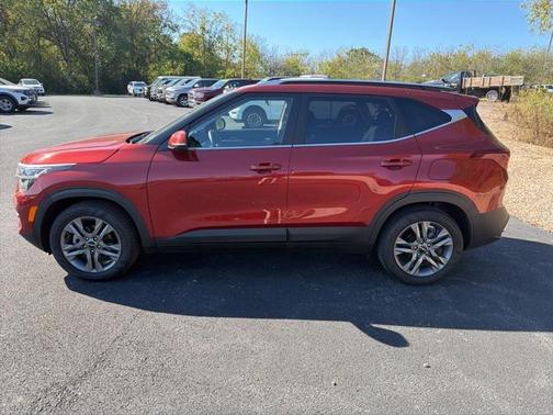2022 Kia Seltos S