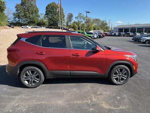 2022 Kia Seltos S