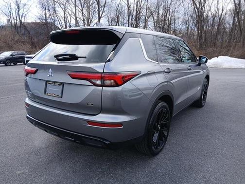 2023 Mitsubishi Outlander SE Black Edition S-AWC