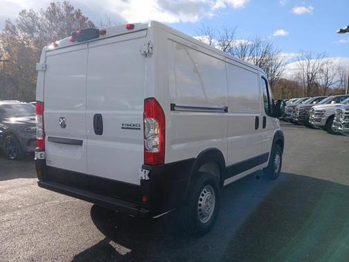 2026 RAM ProMaster 1500 Low Roof