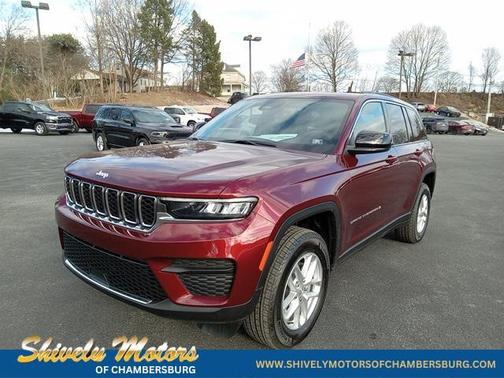 2025 Jeep Grand Cherokee Laredo