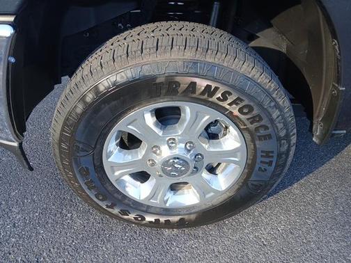 2025 RAM 2500 Big Horn Crew Cab 4x4 6'4' Box