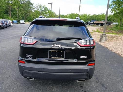 2022 Jeep Cherokee Latitude Lux