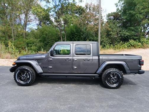 2025 Jeep Gladiator Willys
