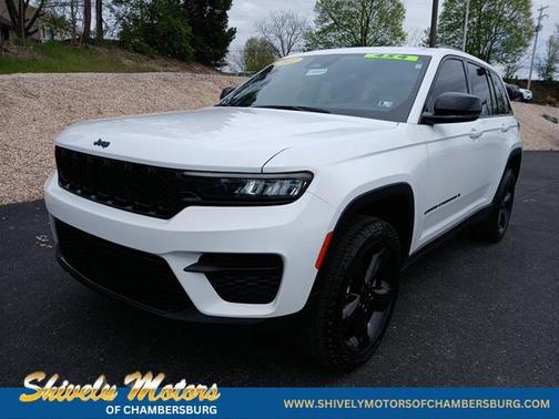 2022 Jeep Grand Cherokee Altitude
