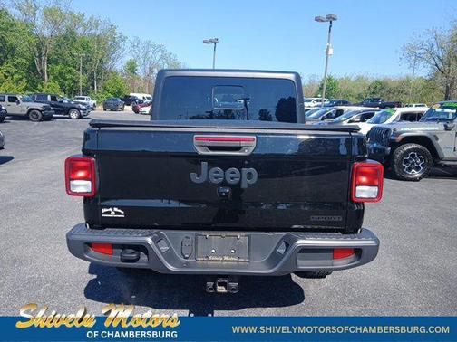 Black Clearcoat 2020 Jeep Gladiator Sport S