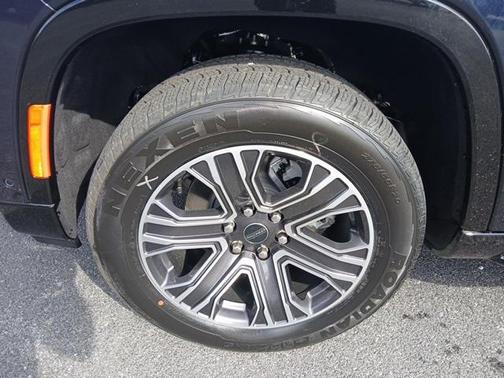 2025 Jeep Wagoneer 4x4