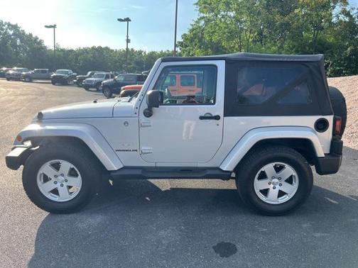 2012 Jeep Wrangler Sahara