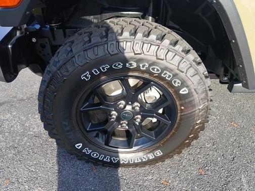 2025 Jeep Gladiator Willys