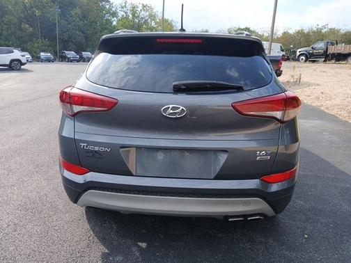 2017 Hyundai TUCSON Night