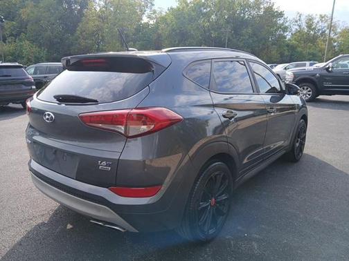 2017 Hyundai TUCSON Night