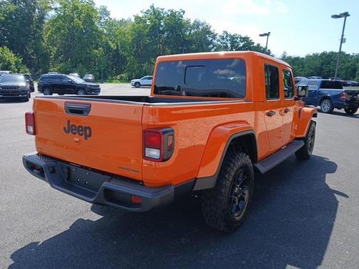 2025 Jeep Gladiator High Tide