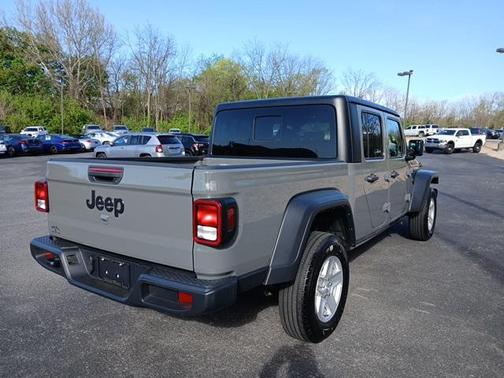 2023 Jeep Gladiator Sport S