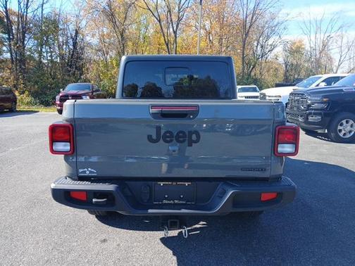 2020 Jeep Gladiator Sport S