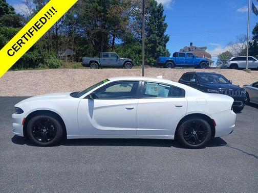 White Knuckle Clearcoat 2023 Dodge Charger SXT