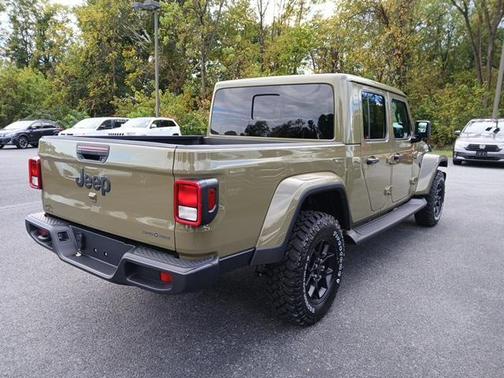 2025 Jeep Gladiator High Tide