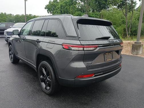 2023 Jeep Grand Cherokee Altitude