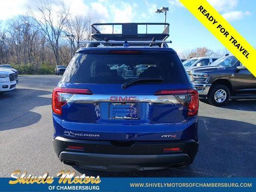 2023 GMC Acadia AWD AT4