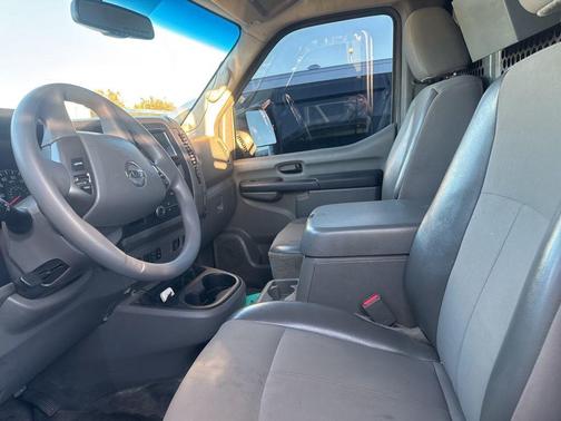 2016 Nissan NV Cargo NV2500 HD SV V6