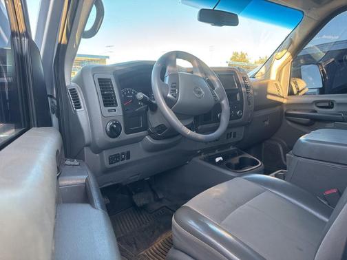 2016 Nissan NV Cargo NV2500 HD SV V6