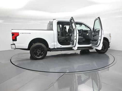 2025 Ford F-150 Lightning XLT