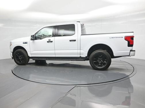 2025 Ford F-150 Lightning XLT