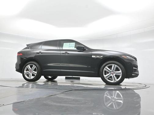 2017 Jaguar F-PACE 35t R-Sport
