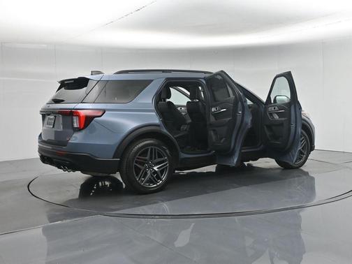 Vapor Blue Metallic 2025 Ford Explorer ST