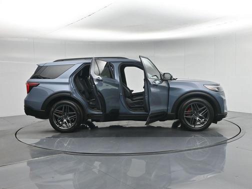 Vapor Blue Metallic 2025 Ford Explorer ST