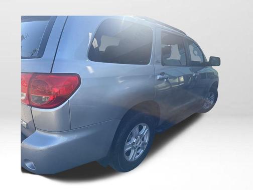 2013 Toyota Sequoia SR5