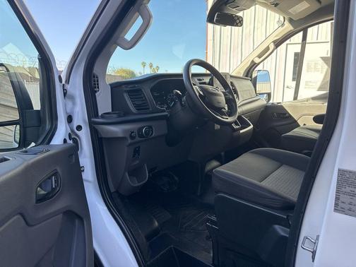 2023 Ford Transit-250 Base