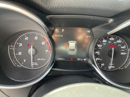2019 Alfa Romeo Stelvio Base
