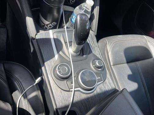 2019 Alfa Romeo Stelvio Base