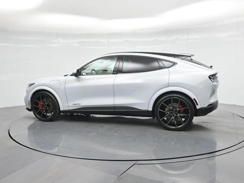 2022 Ford Mustang Mach-E Select