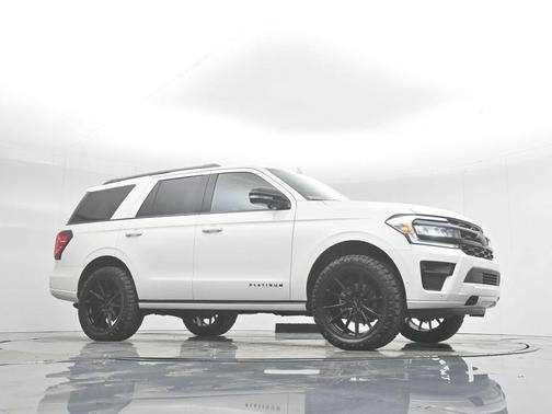 2024 Ford Expedition Platinum