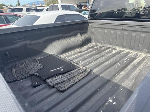 2023 Nissan Frontier S