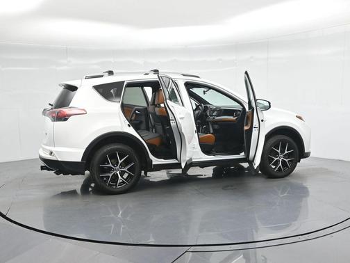 2016 Toyota RAV4 SE