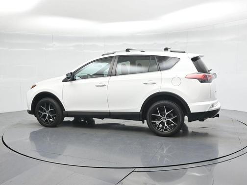 2016 Toyota RAV4 SE