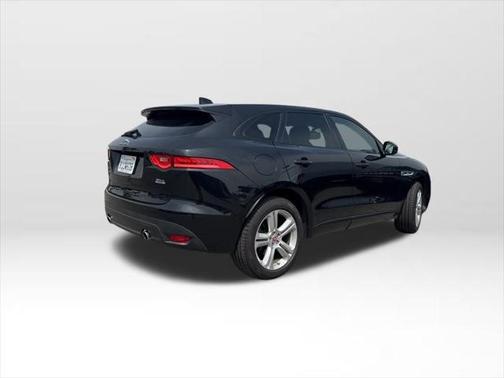 2017 Jaguar F-PACE 35t R-Sport